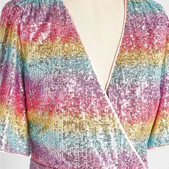 MODCLOTH NWOT Sparkling Spectrums Surplice Peplum Top in Pink - Picture 3 of 9